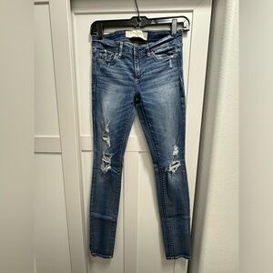 Abercrombie & Fitch destructed stretch skinny jeans
